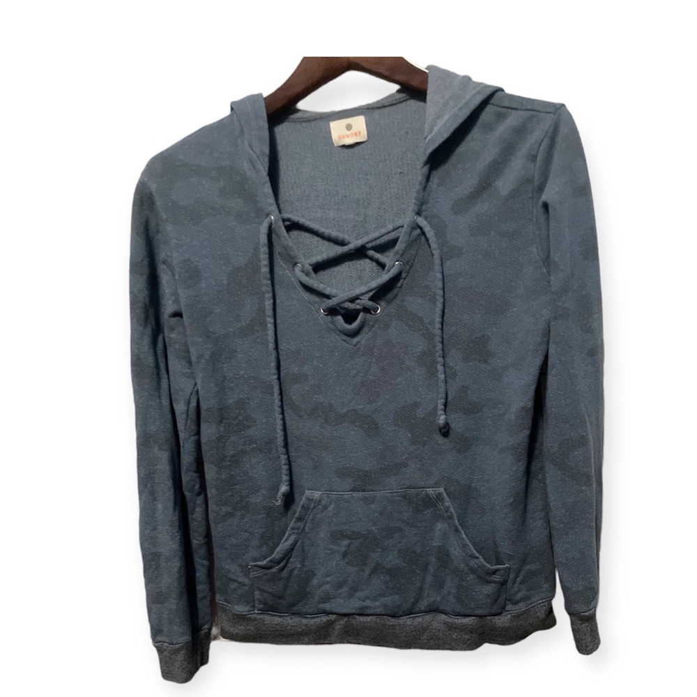 Sundry Camo Lace Hoodie Size 2